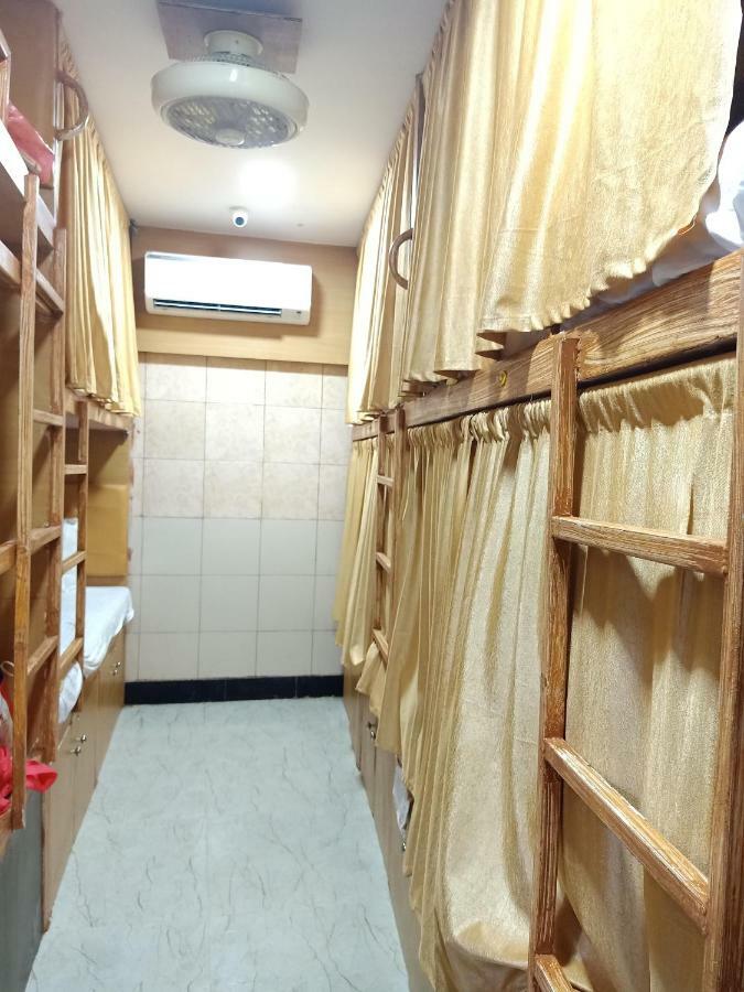 Mabrook Dormitory Mumbai Eksteriør bilde